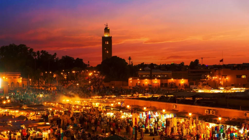Sunset at Jemaa el-Fnaa in Marrakech – Marrakech souk visit marrakech